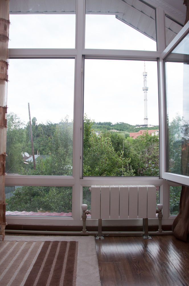 Almaty Backpackers Hostel ภายนอก รูปภาพ